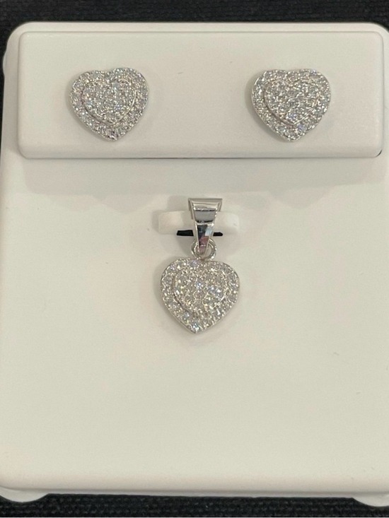 Jewelry - Rhodium plating over 925 silver 1.50ctw Moissanite heart pendant and earring set
